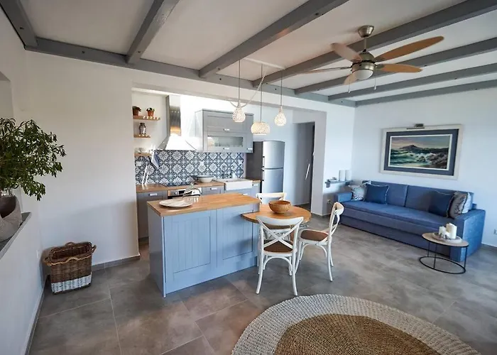 Indaco Semesterbostad *